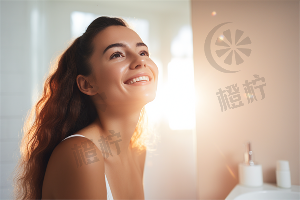 三点定位双眼皮手术后多久可以开始化妆?了解恢复期和注意事项