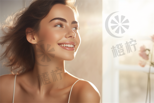 16岁可以做自体脂肪丰太阳穴么？